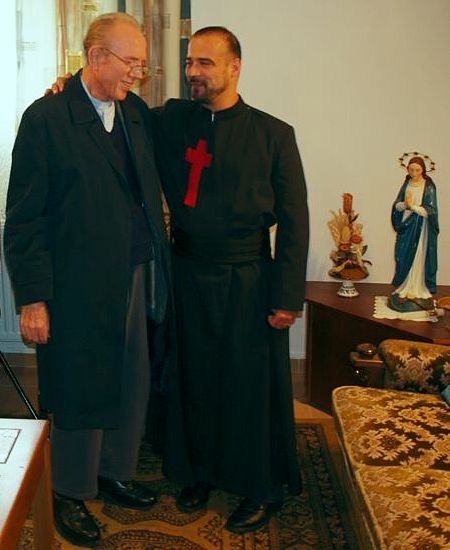 Pater Gots und Nachfolger Pater Alfréd György.