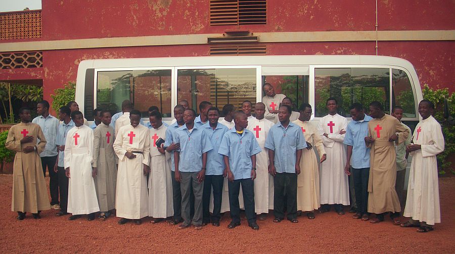 Kleinbus für Burkina Faso