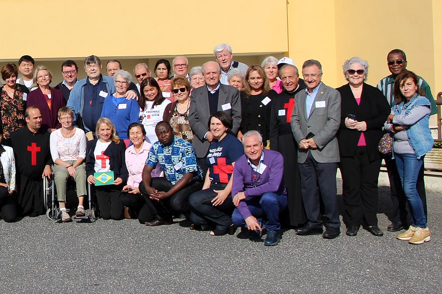 61 Teilnehmerinnen und Teilnehmer von Kamillianischen Laienfamilien aus 22 Ländern